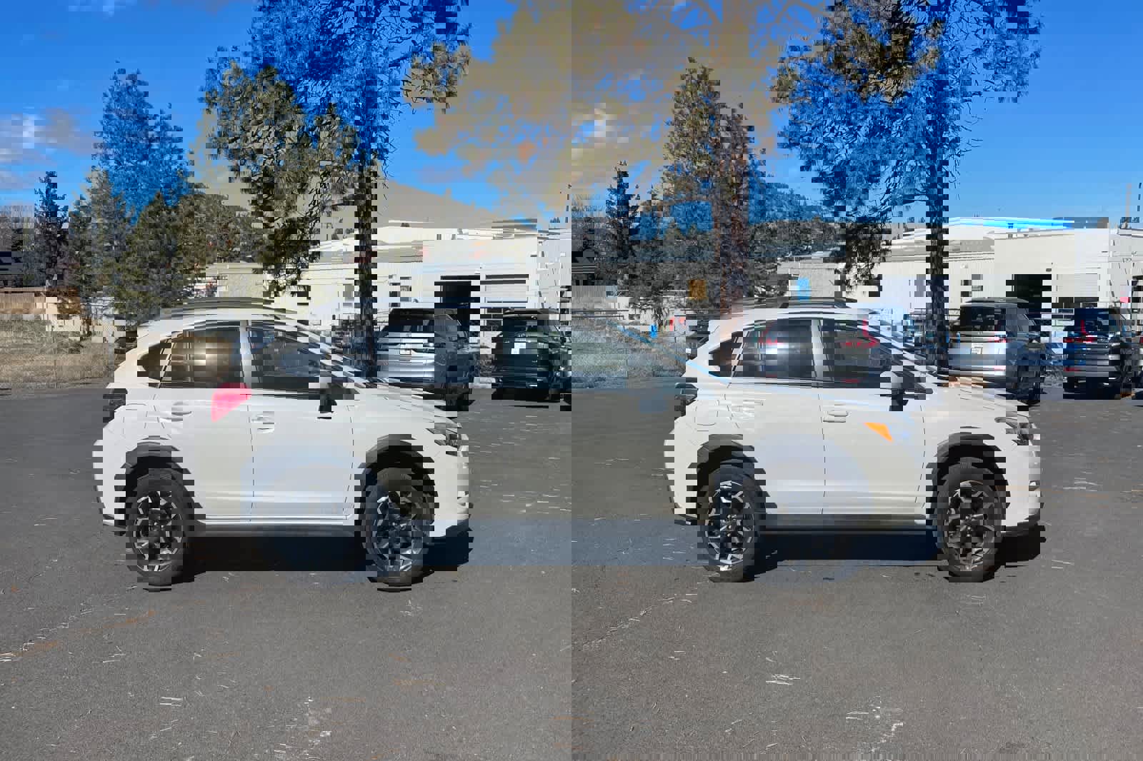 Used 2015 Subaru Crosstrek 2.0i Premium image 8