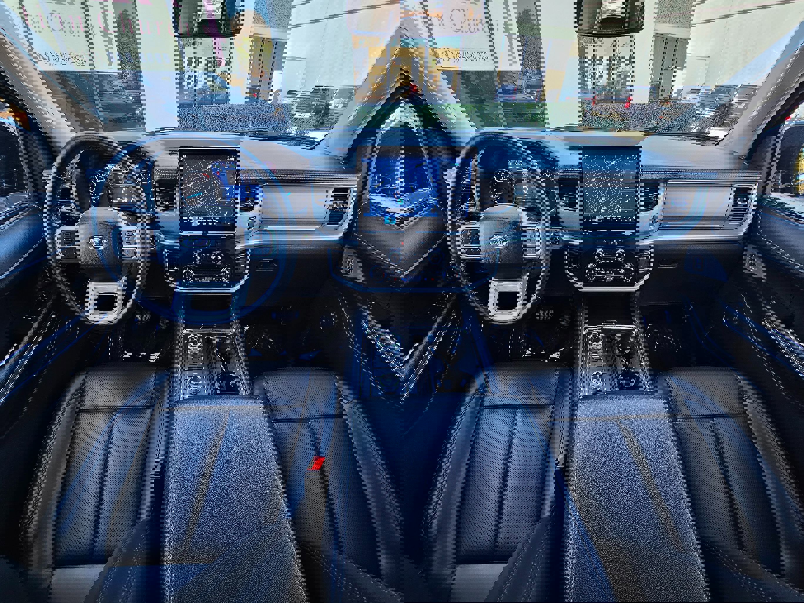 Used 2022 Ford Expedition XLT image 22