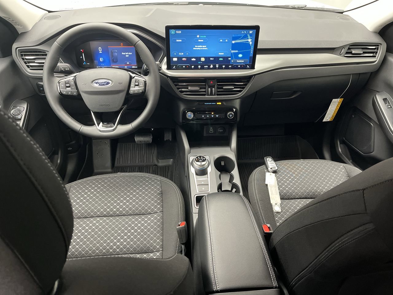 New 2026 Ford Escape Active w/ Tech Pack #1 AWD/4WD image 4