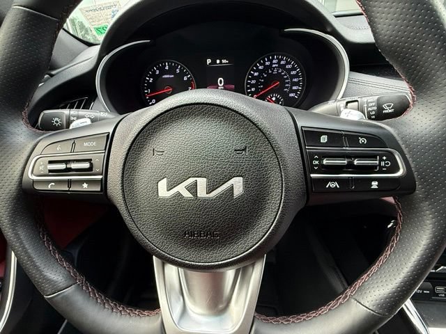 Used 2022 Kia Stinger GT1 w/ Red Interior Color Package RWD image 24