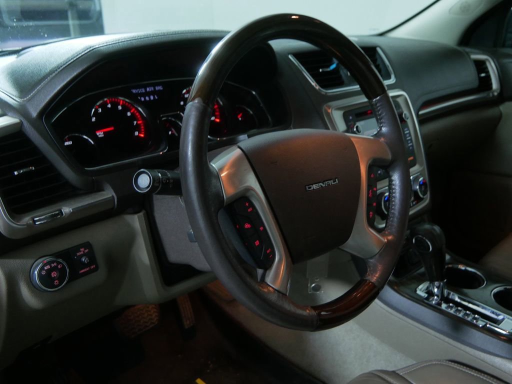 Used 2015 GMC Acadia Denali AWD/4WD image 16