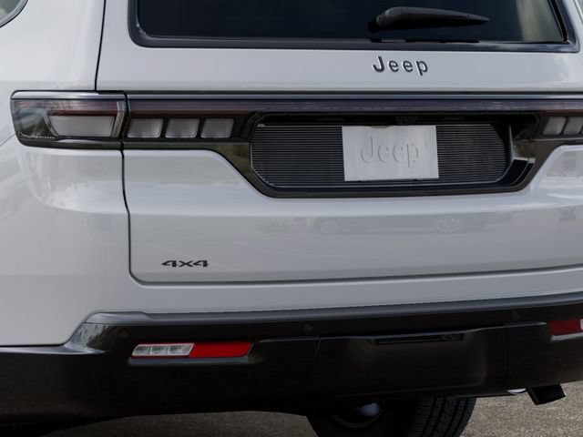 New 2026 Jeep Grand Wagoneer L Limited w/ HD Trailer Tow Package AWD/4WD image 13