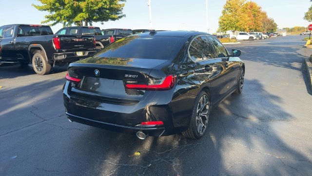 Certified 2025 BMW 330i xDrive Sedan w/ Premium Package AWD/4WD image 6