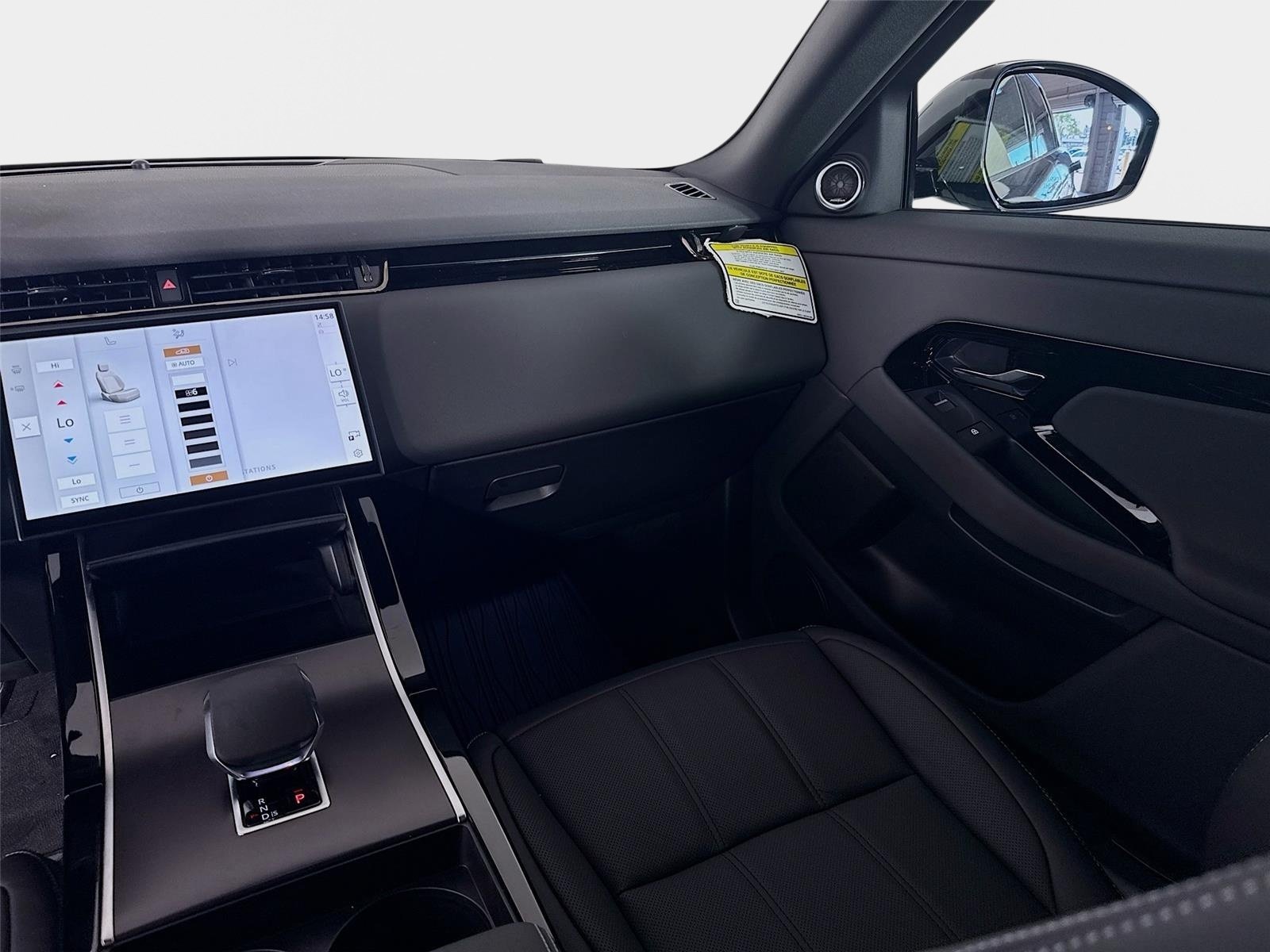 Used 2026 Land Rover Range Rover Evoque Hoxton AWD/4WD image 26