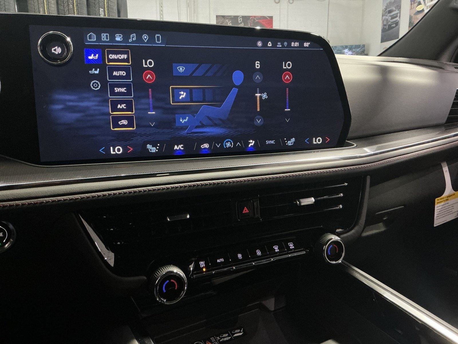 New 2026 Chevrolet Tahoe RST w/ RST Performance Edition AWD/4WD image 22