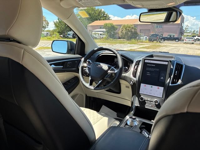 Used 2024 Ford Edge Titanium AWD/4WD image 25