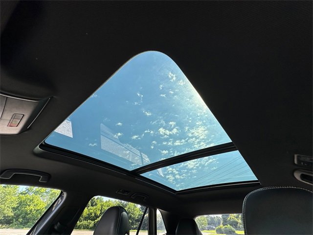 Used 2021 Volkswagen Atlas Cross Sport SEL Premium image 27