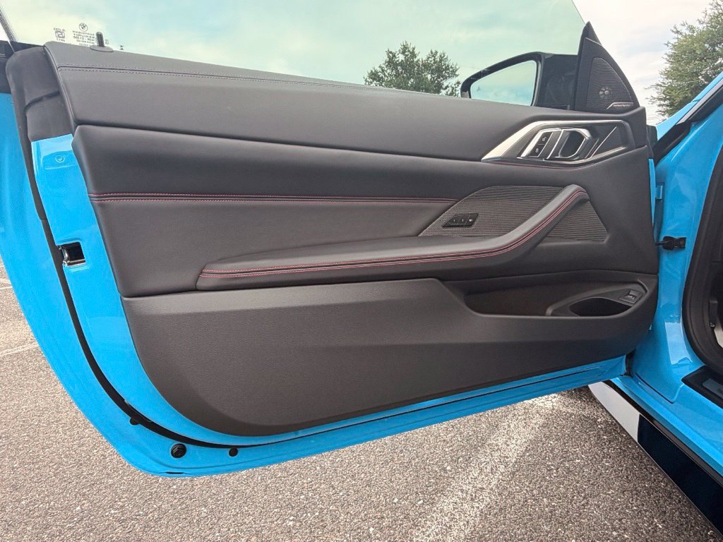 Used 2025 BMW M4 CS AWD/4WD image 6