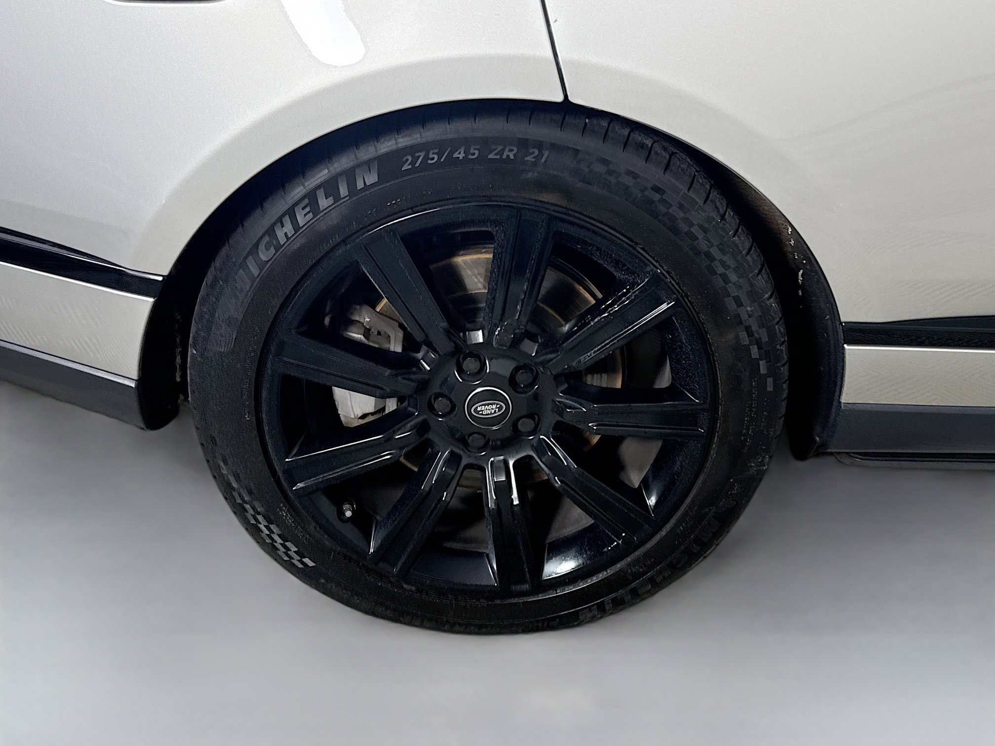 Used 2018 Land Rover Range Rover Supercharged AWD/4WD image 33