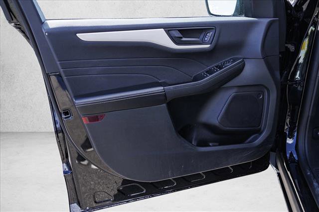 Used 2022 Ford Escape SE image 12