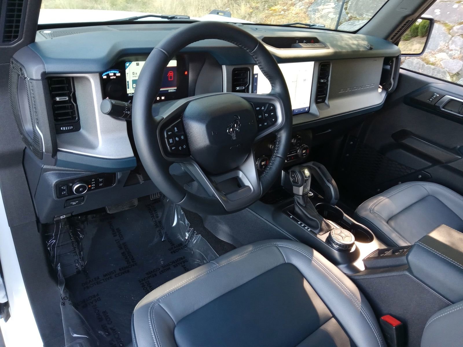 Used 2024 Ford Bronco Outer Banks image 11