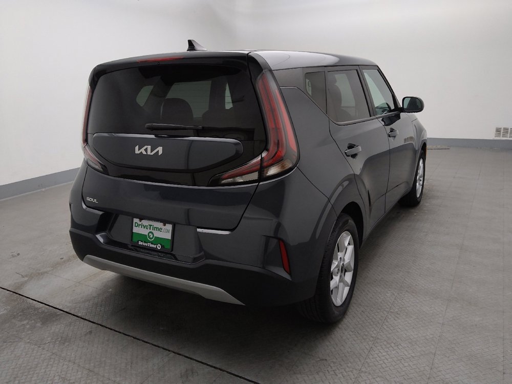 Used 2024 Kia Soul LX w/ LX Technology Package image 9