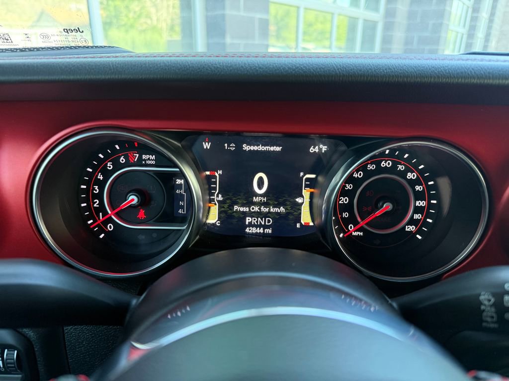 Used 2022 Jeep Wrangler Unlimited Rubicon w/ LED Lighting Group AWD/4WD image 47