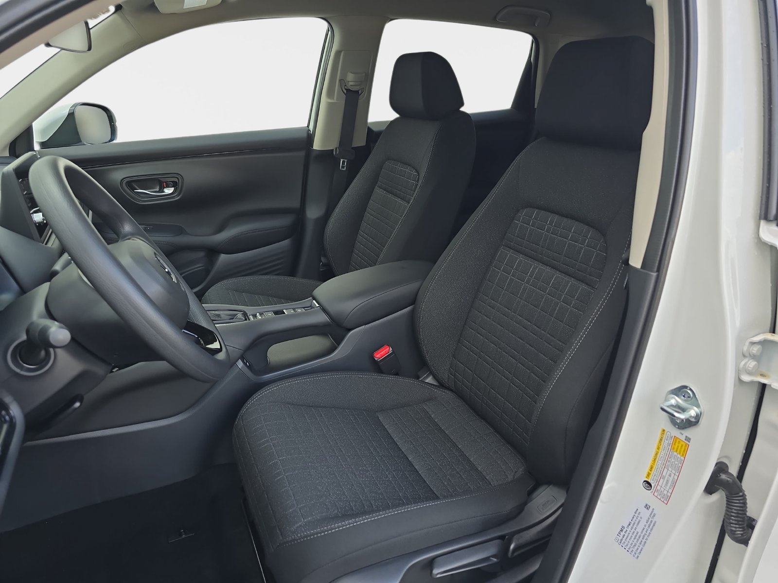 New 2027 Honda HR-V LX image 14