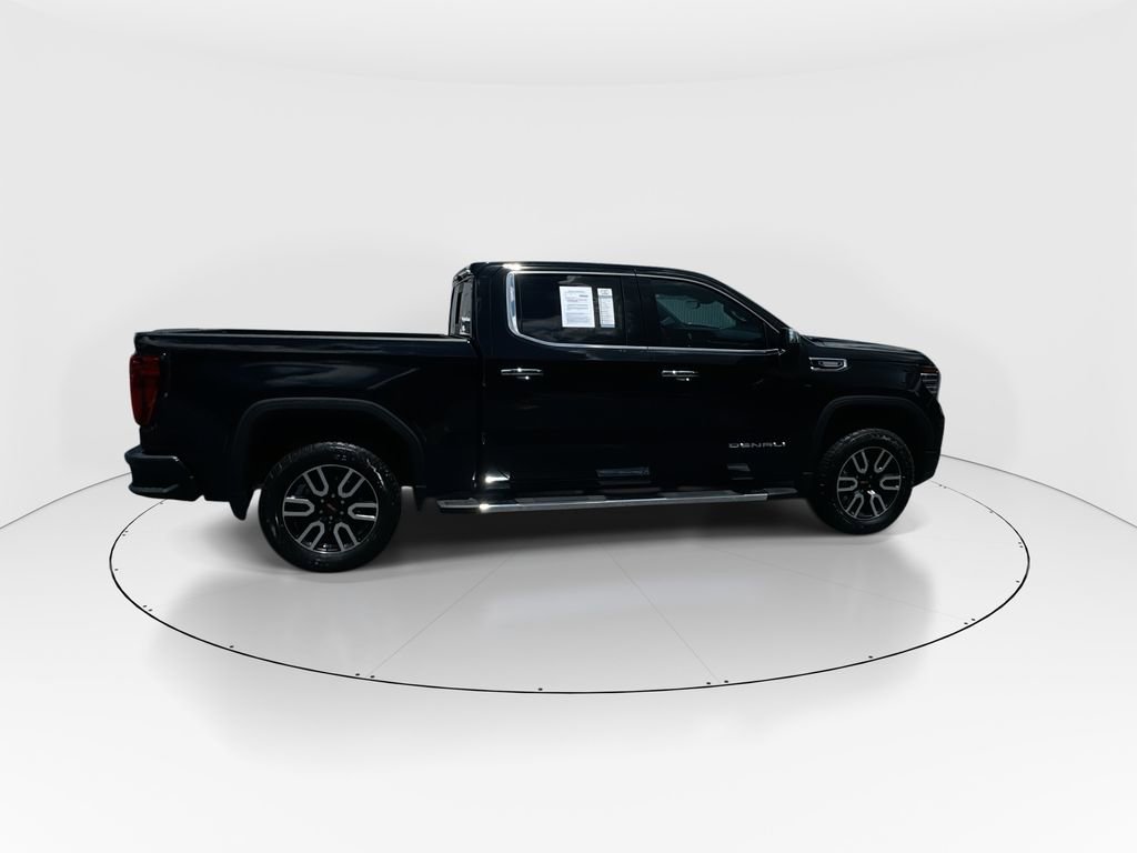 Used 2024 GMC Sierra 1500 Denali w/ Technology Package AWD/4WD image 9