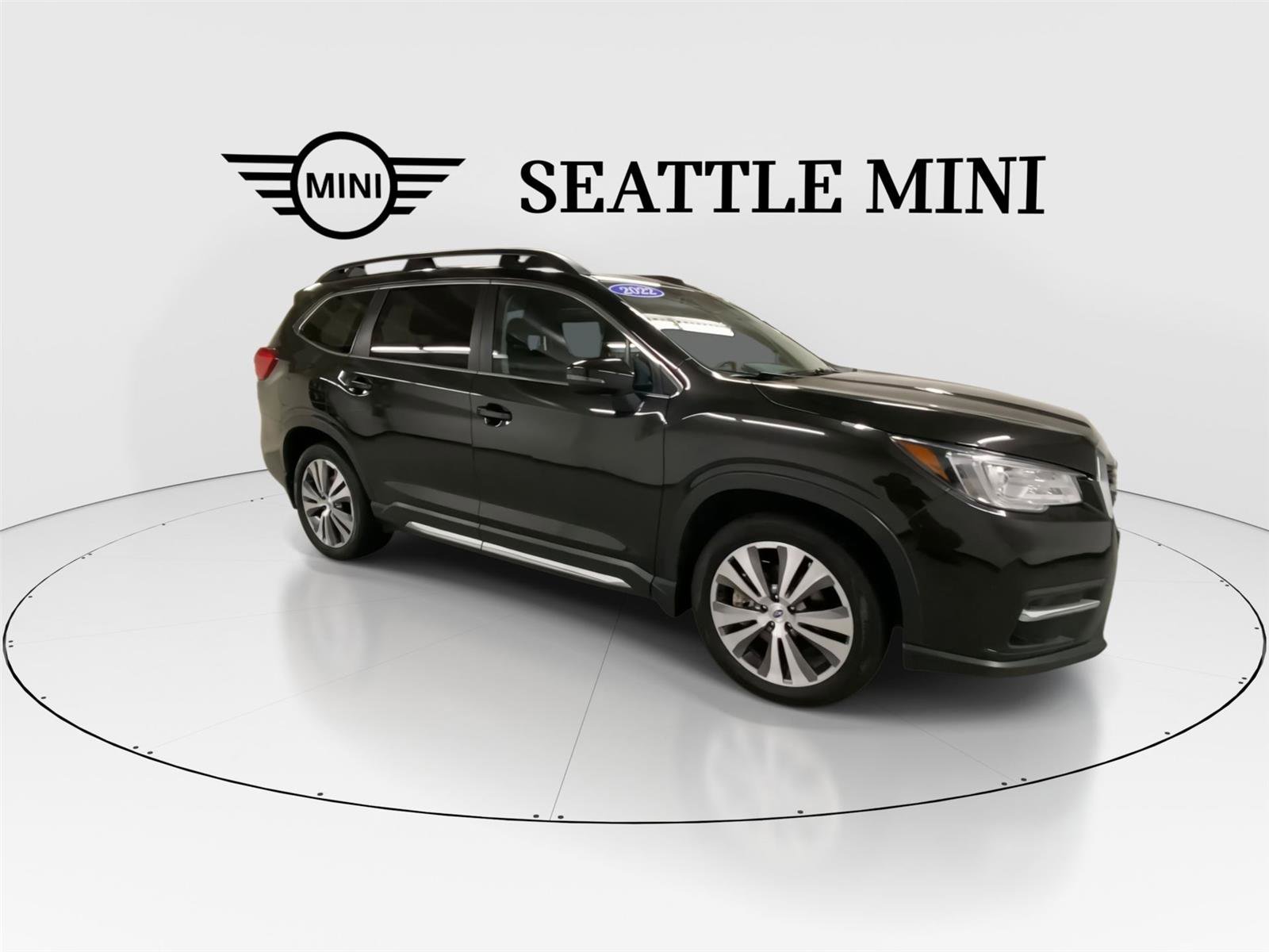 Used 2022 Subaru Ascent Limited w/ Technology Package image 2