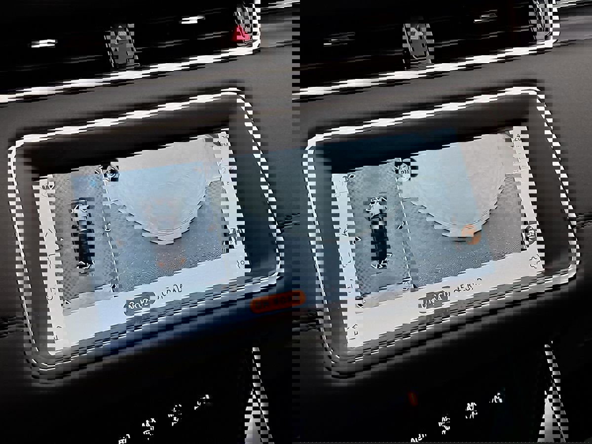 Used 2021 Land Rover Range Rover Evoque S AWD/4WD image 30