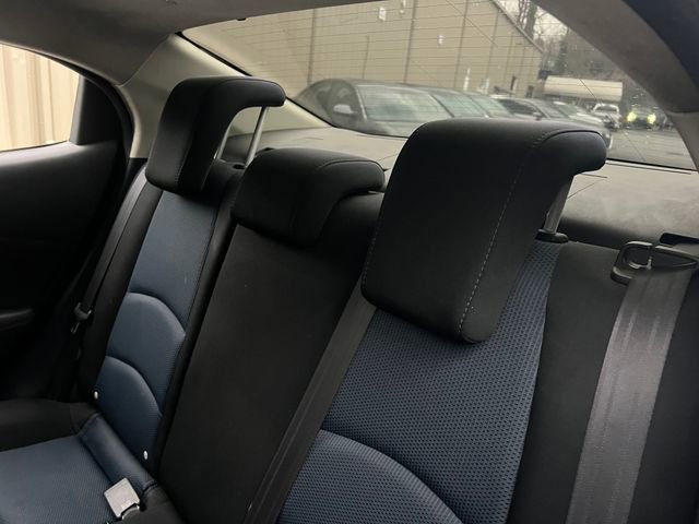 Used 2017 Toyota Yaris iA image 18