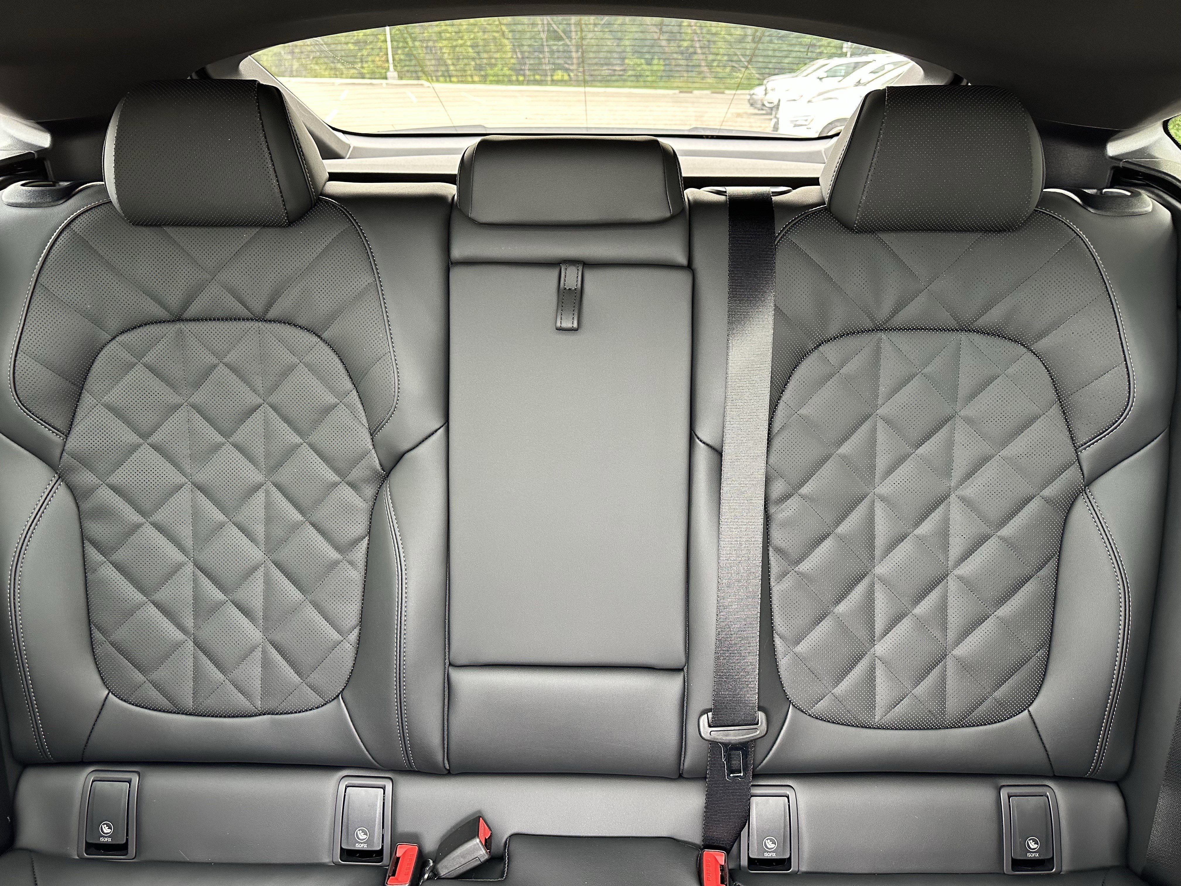 New 2026 BMW X6 xDrive40i image 18