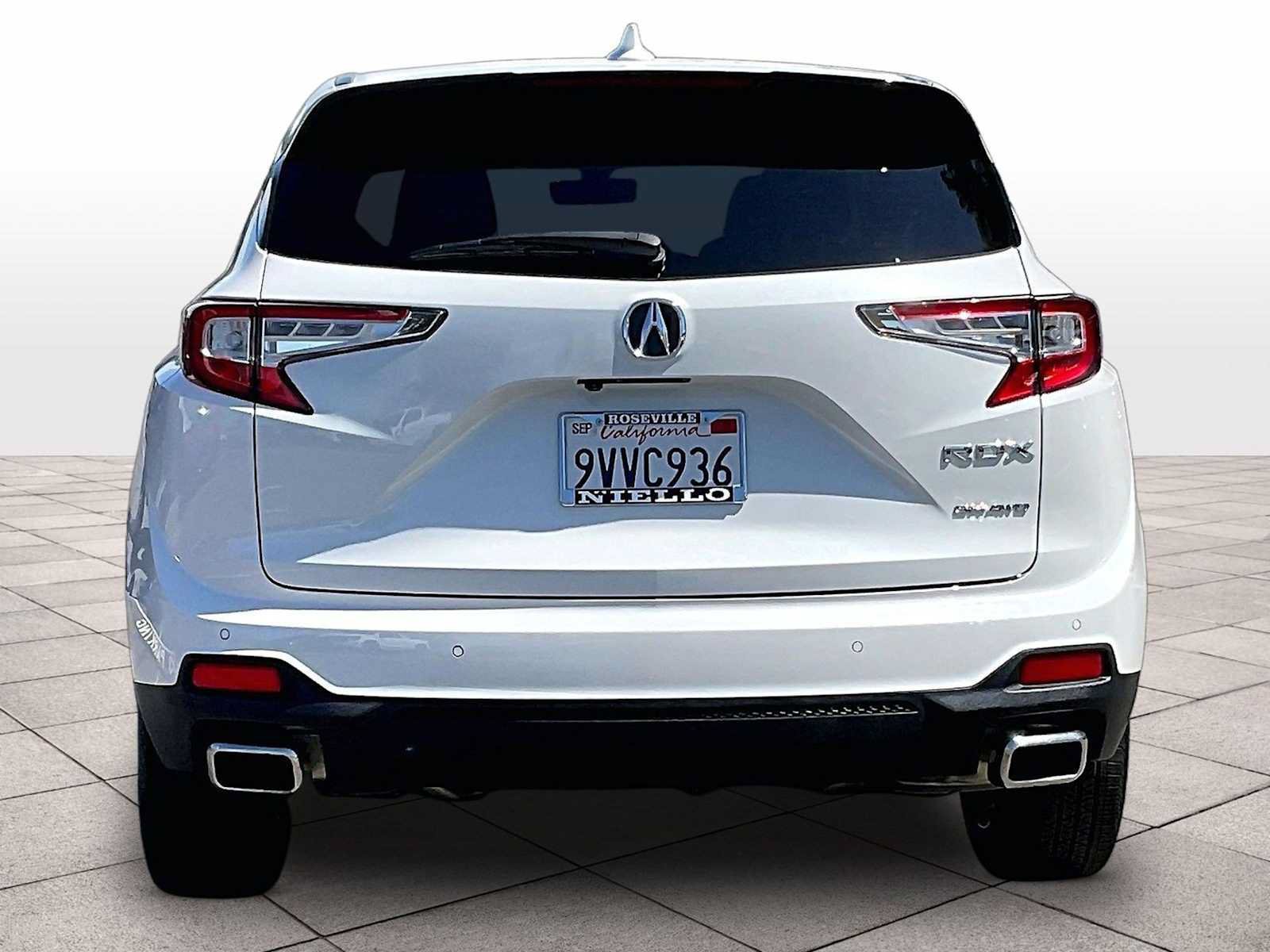 Used 2025 Acura RDX SH-AWD w/ Technology Package image 7