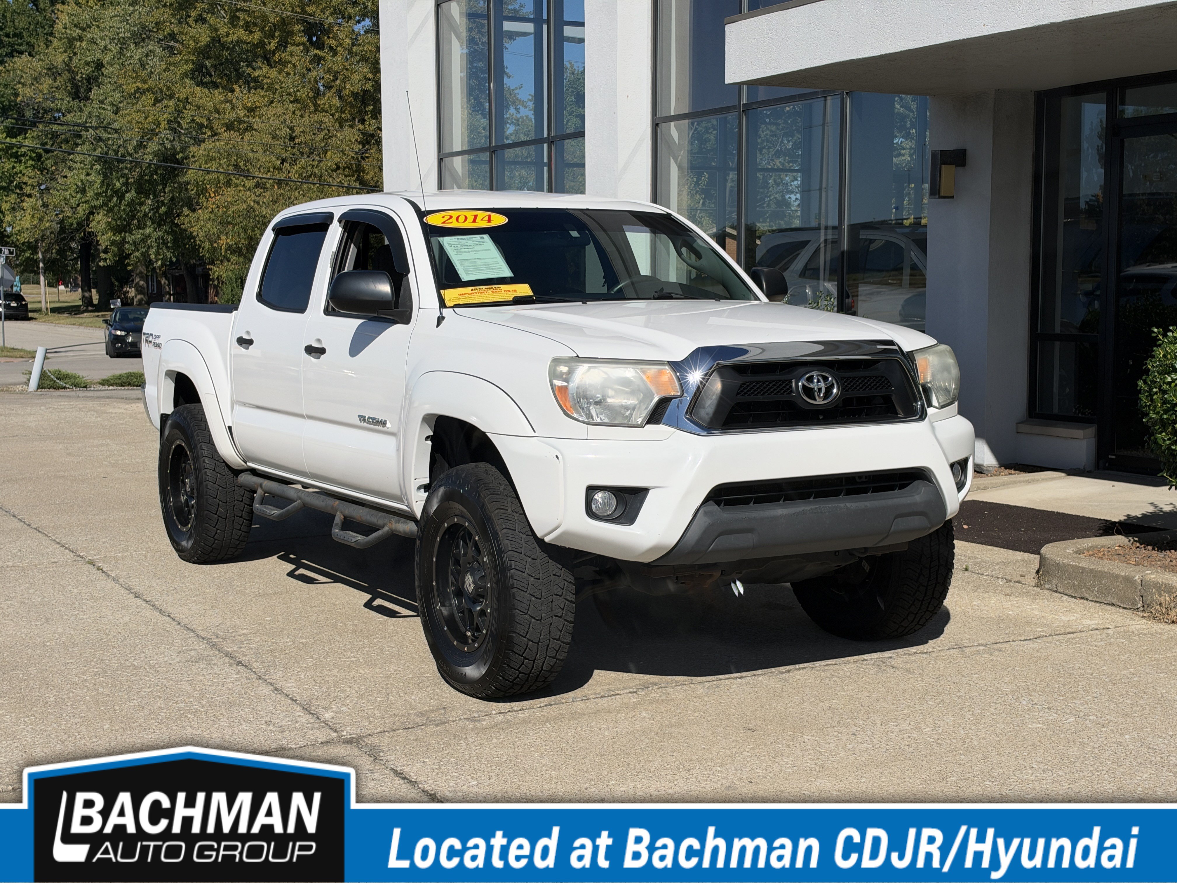 Used 2014 Toyota Tacoma 4x4 Double Cab w/ TRD Off-Road Package image 1