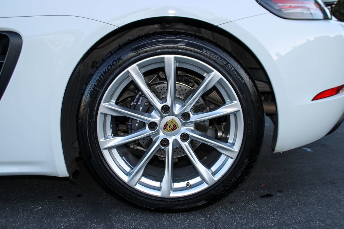 Used 2018 Porsche 718 Boxster RWD image 36
