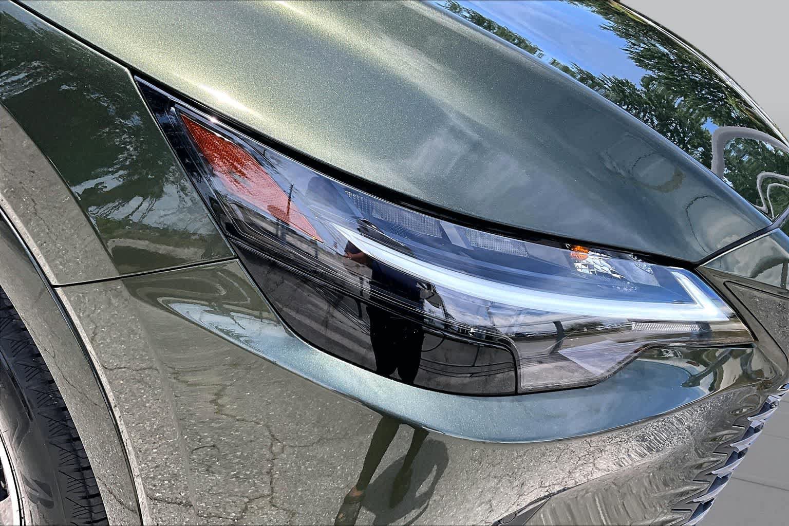 Used 2025 Lexus RX 350 Premium w/ Accessory Package (Z1) FWD image 28