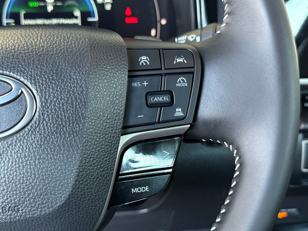 Certified 2025 Toyota Camry SE image 28