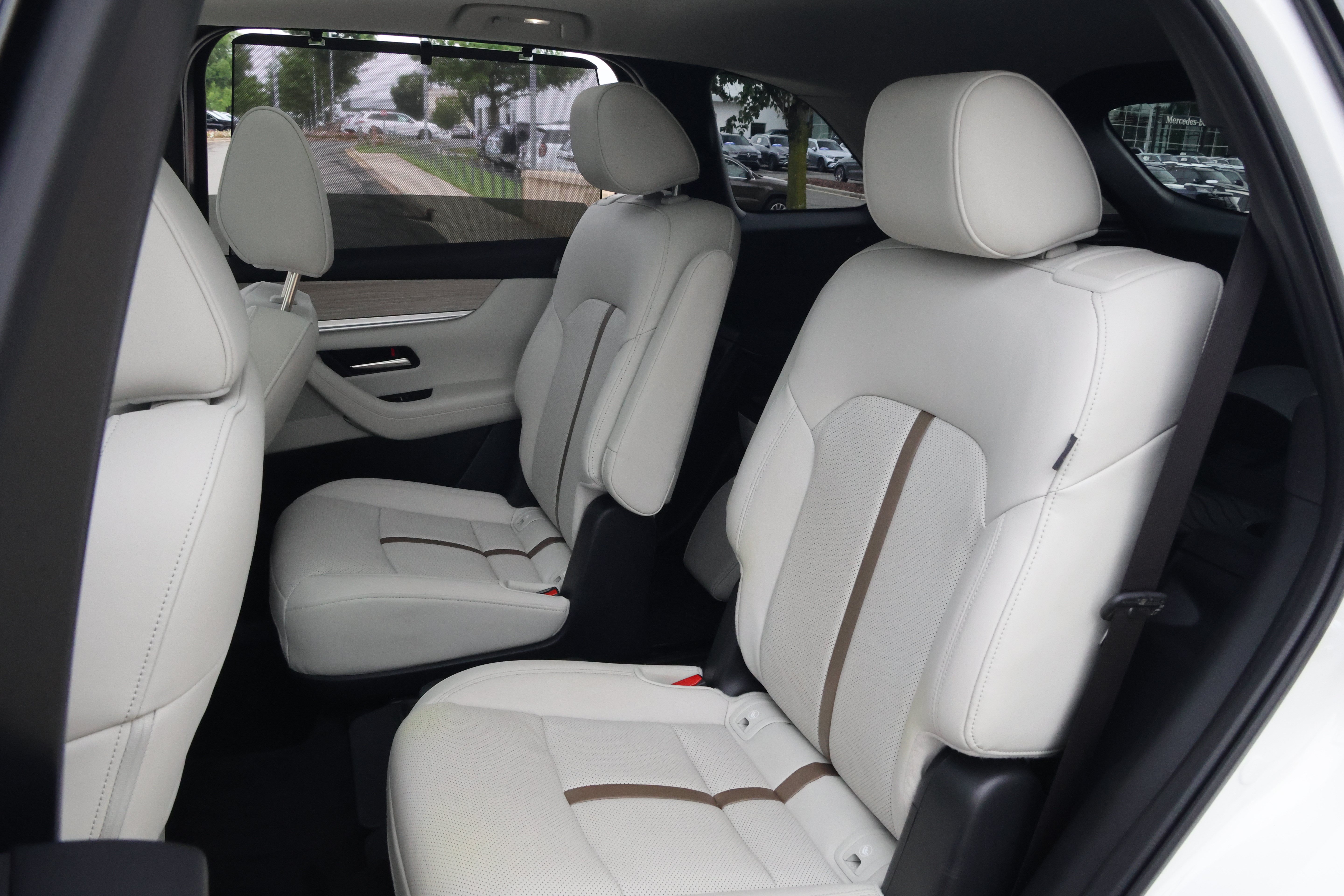 Used 2024 MAZDA CX-90 Plug-In Hybrid w/ Premium Plus AWD/4WD image 34