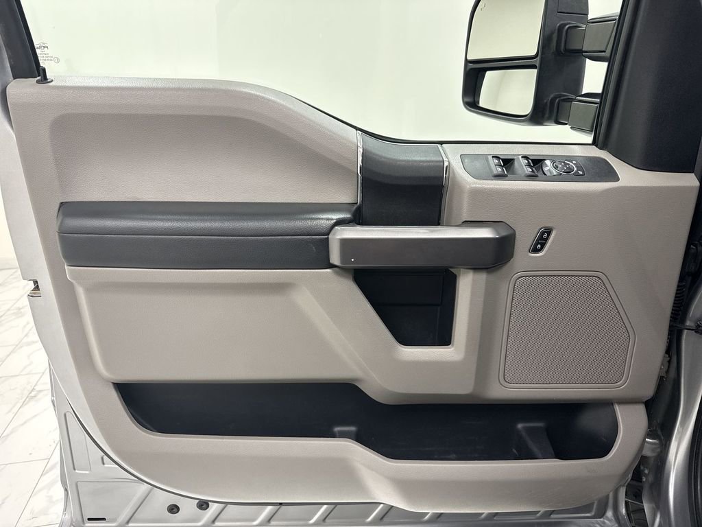 Used 2020 Ford F250 XLT image 23