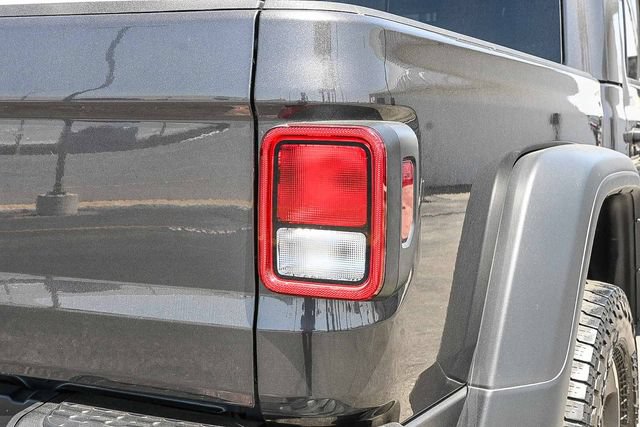 Used 2022 Jeep Gladiator Rubicon AWD/4WD image 10