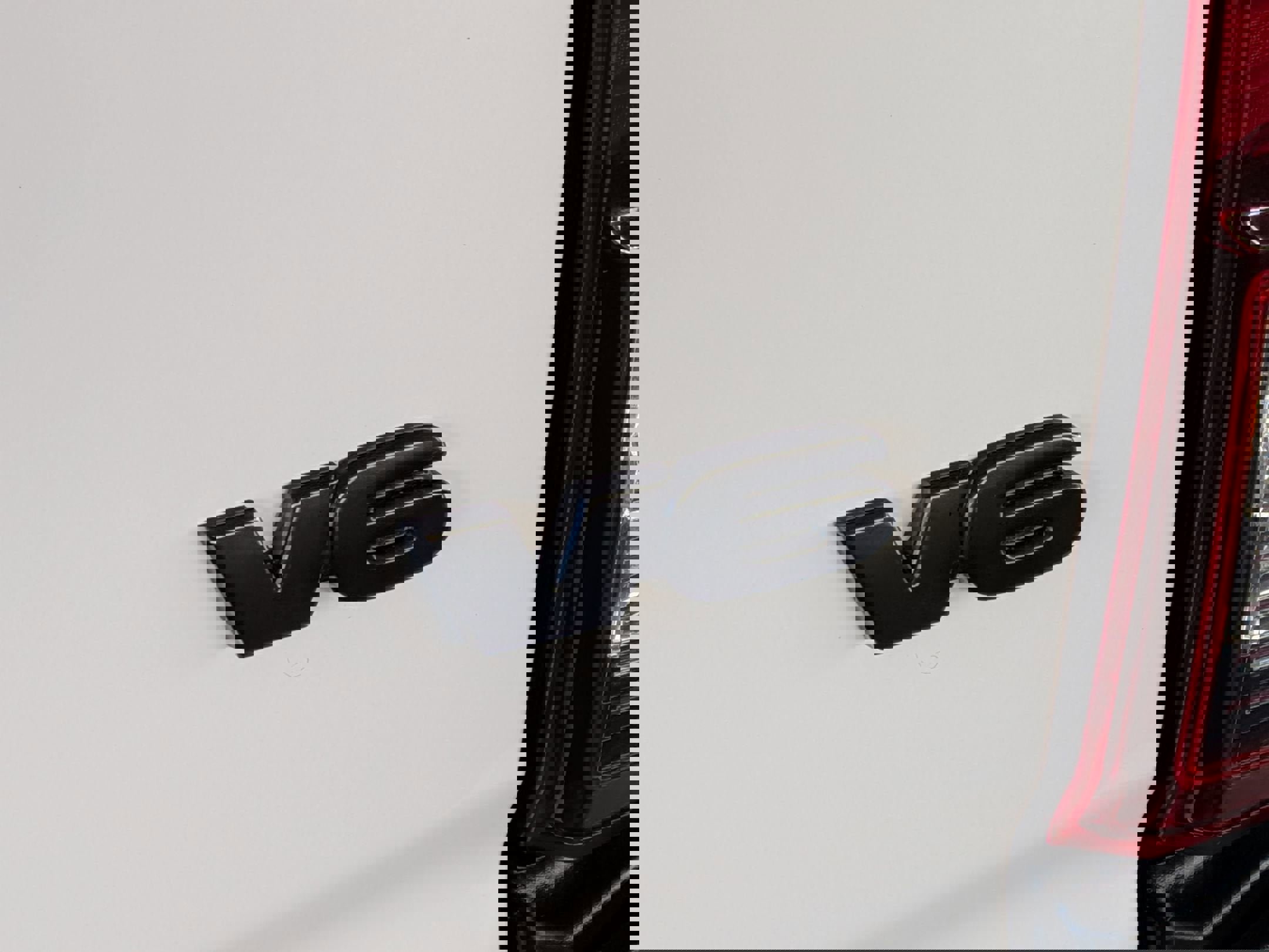 Used 2022 Toyota Tacoma SR5 w/ Trail Edition image 28