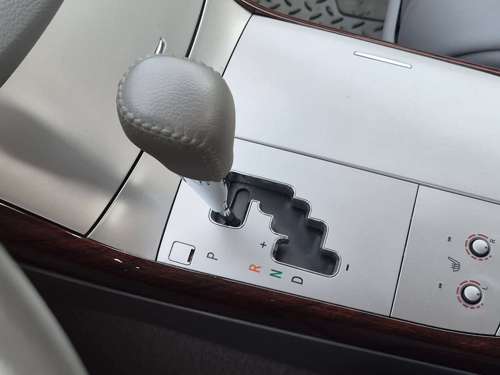 Used 2008 Toyota Avalon XLS FWD image 33