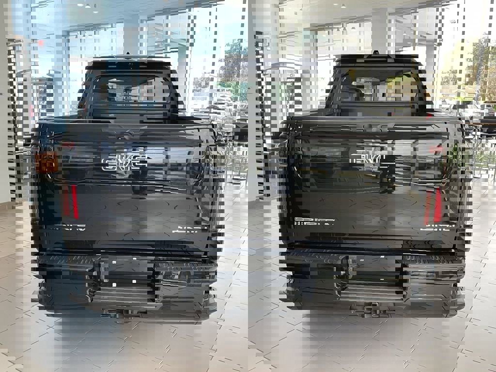 New 2025 GMC Sierra EV Denali image 4