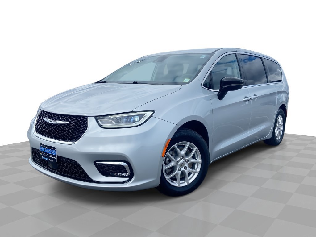 Used 2024 Chrysler Pacifica Touring-L