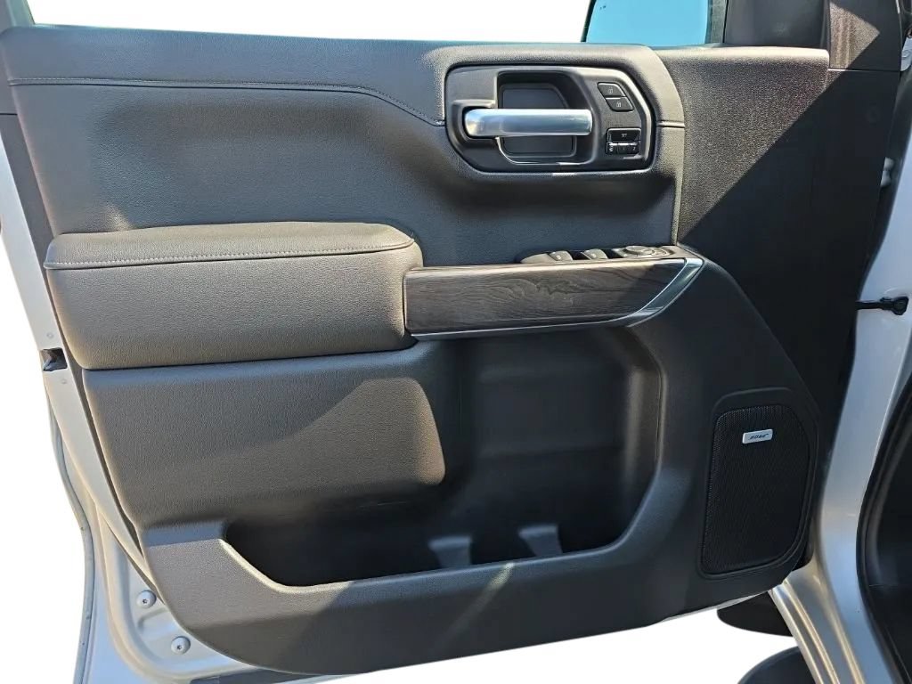 Used 2020 Chevrolet Silverado 1500 LTZ w/ LTZ Plus Package AWD/4WD image 9