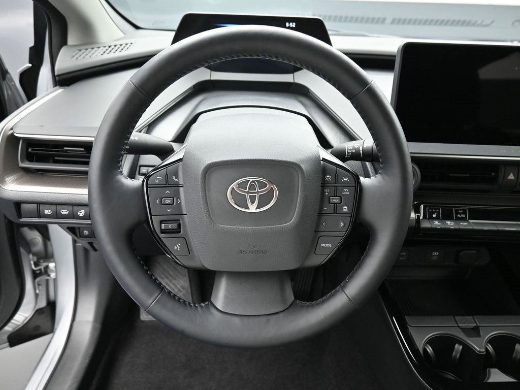 Certified 2024 Toyota Prius XLE image 15