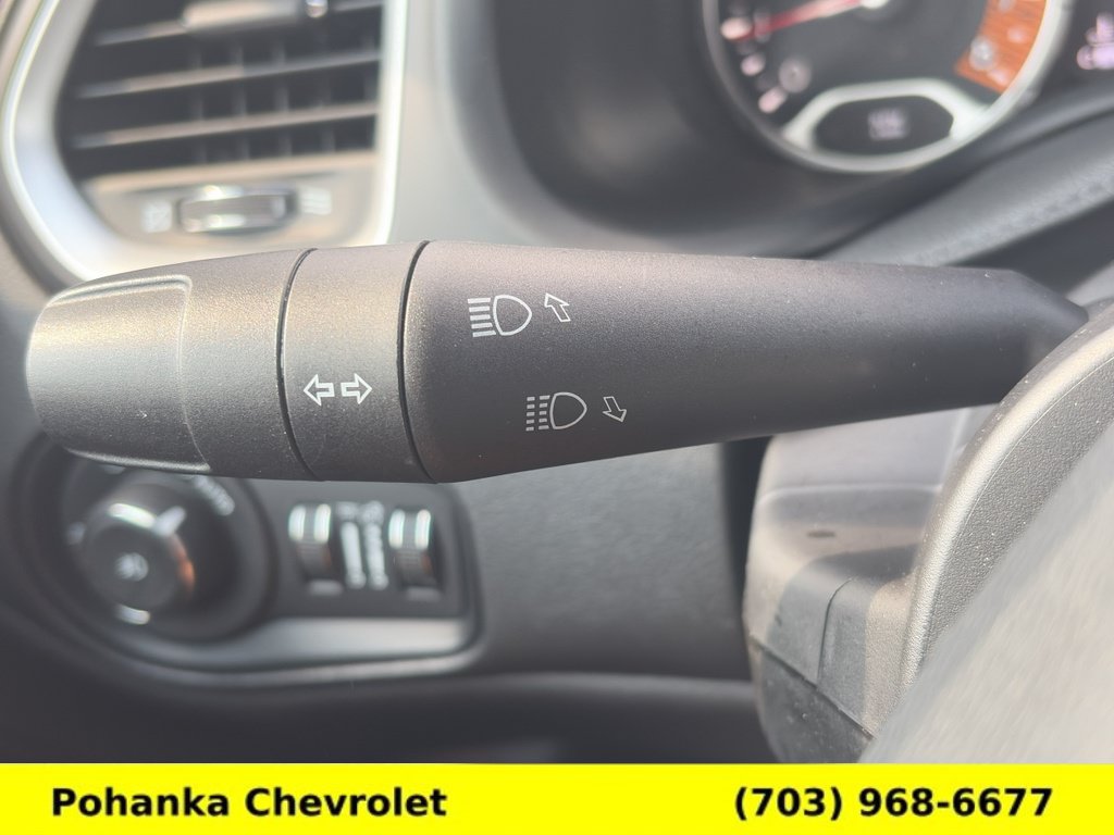 Used 2021 Jeep Renegade Latitude AWD/4WD image 10