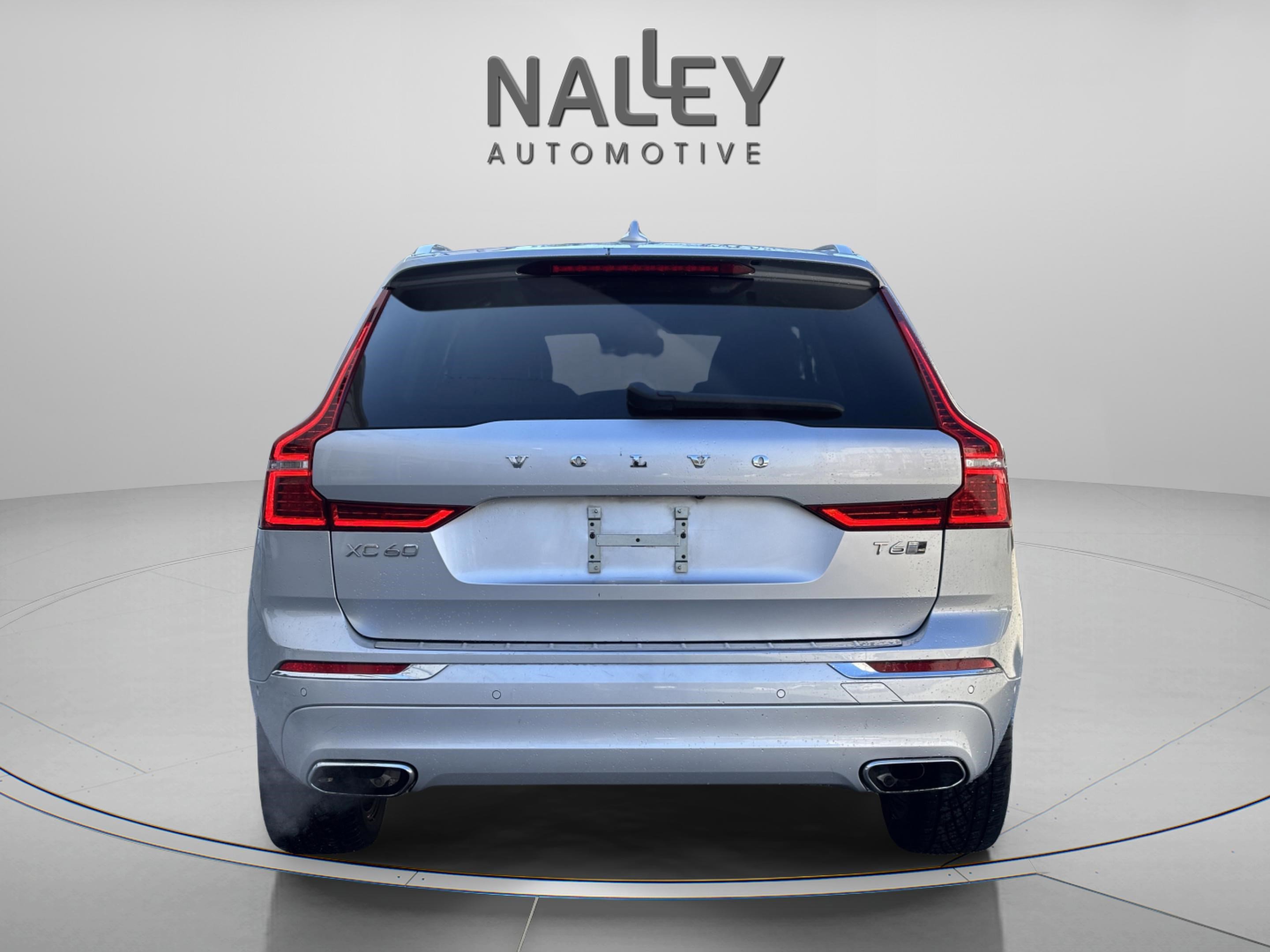 Used 2018 Volvo XC60 T6 Inscription w/ Luxury Seat Package image 4