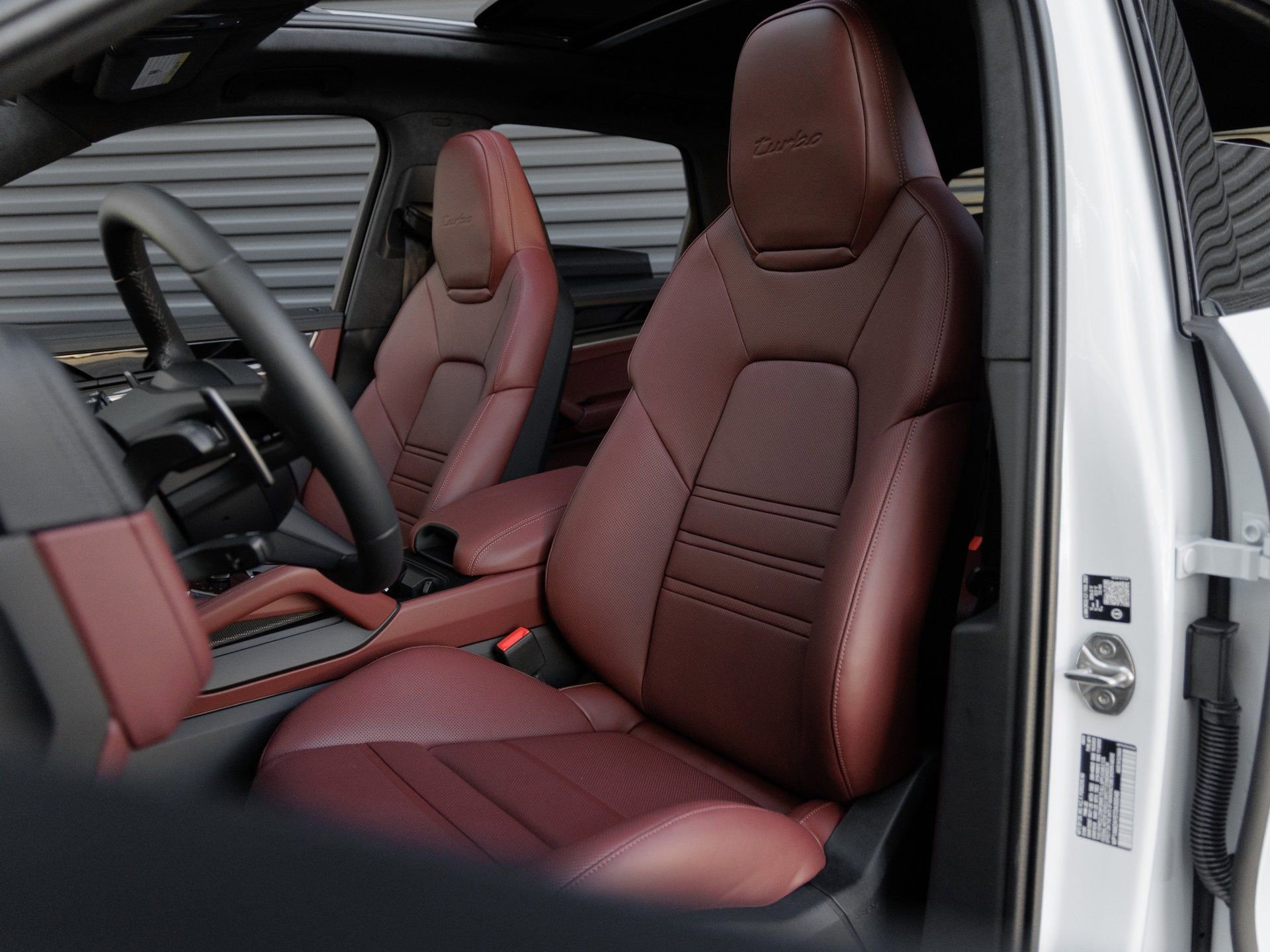 New 2026 Porsche Cayenne Turbo image 5