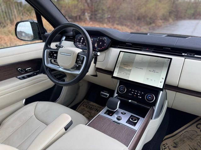 Certified 2023 Land Rover Range Rover SE AWD/4WD image 29