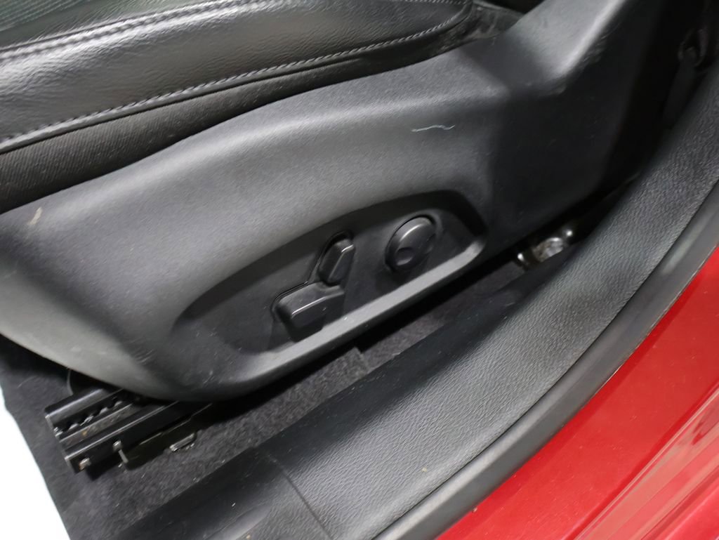 Used 2022 Jeep Compass Limited w/ (RED) Package image 13