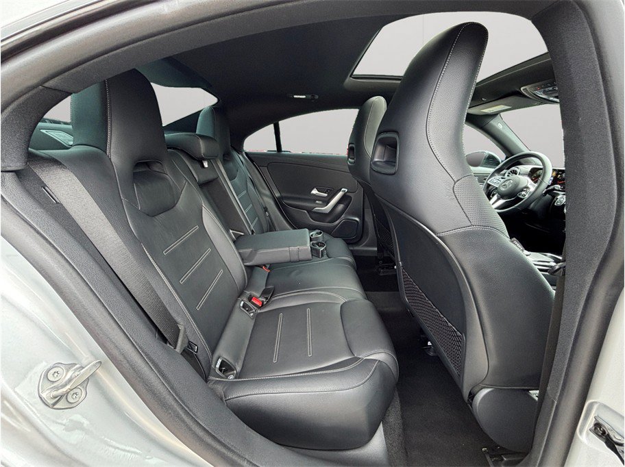 Used 2023 Mercedes-Benz CLA 250 4MATIC image 41