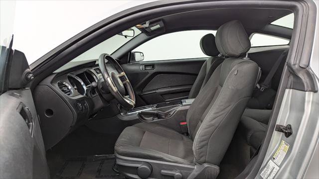 Used 2014 Ford Mustang V6 image 14