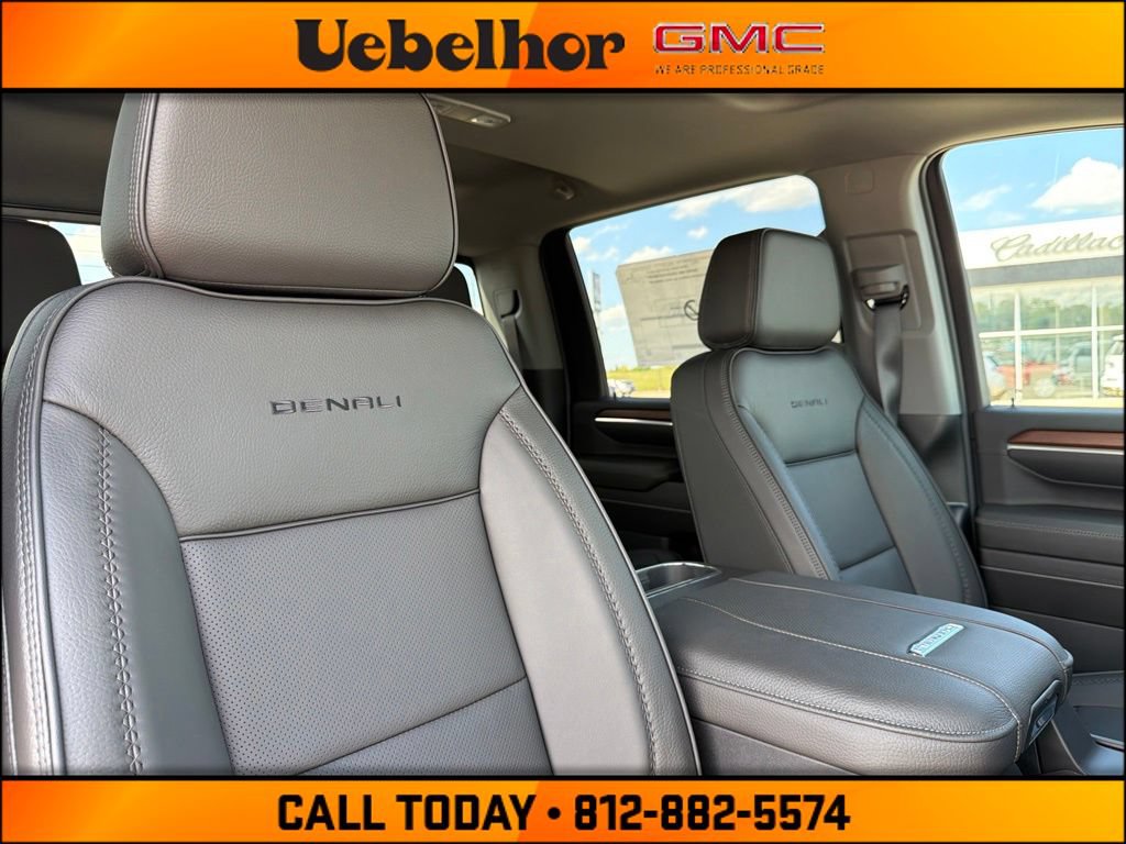 New 2026 GMC Sierra 2500 Denali w/ Denali Reserve Package AWD/4WD image 4