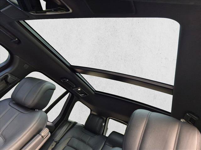 Used 2020 Land Rover Range Rover HSE AWD/4WD image 13