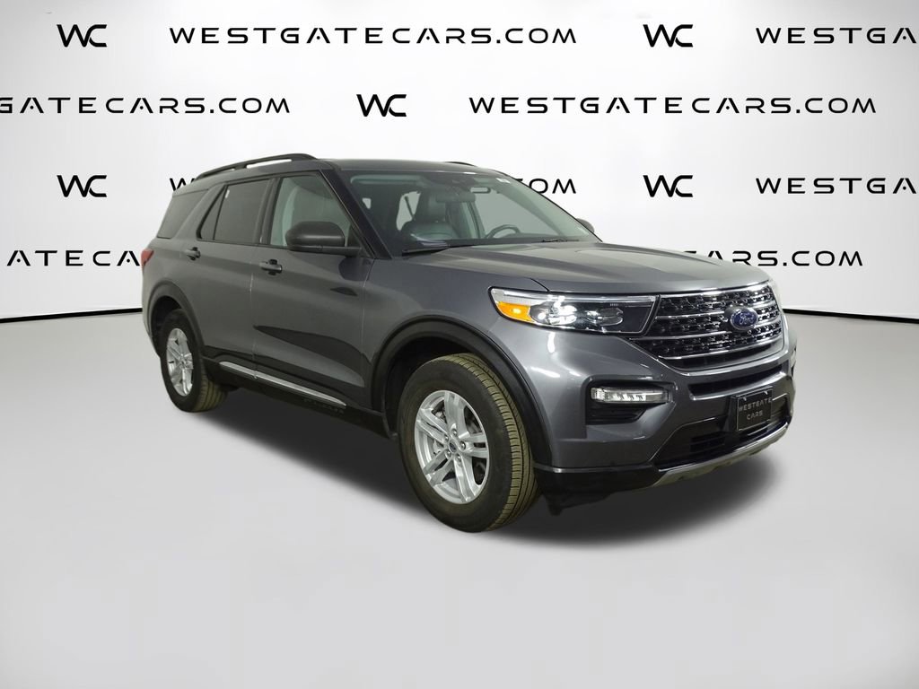 Used 2021 Ford Explorer XLT w/ Equipment Group 202A image 2