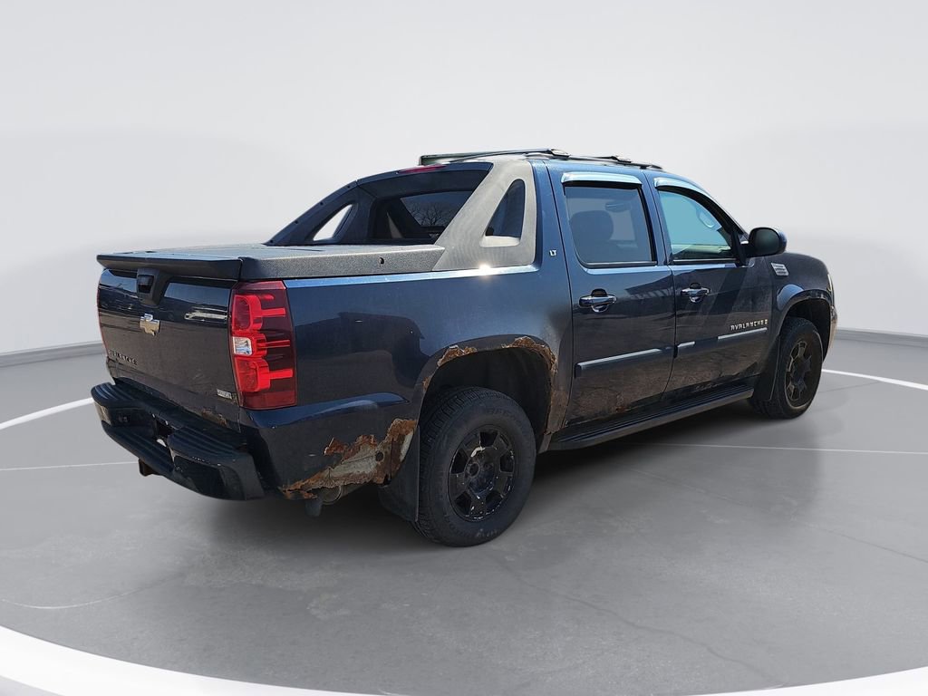 Used 2008 Chevrolet Avalanche LT image 3