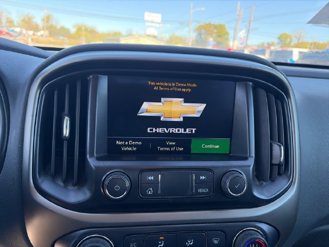 Used 2022 Chevrolet Colorado Z71 AWD/4WD image 18
