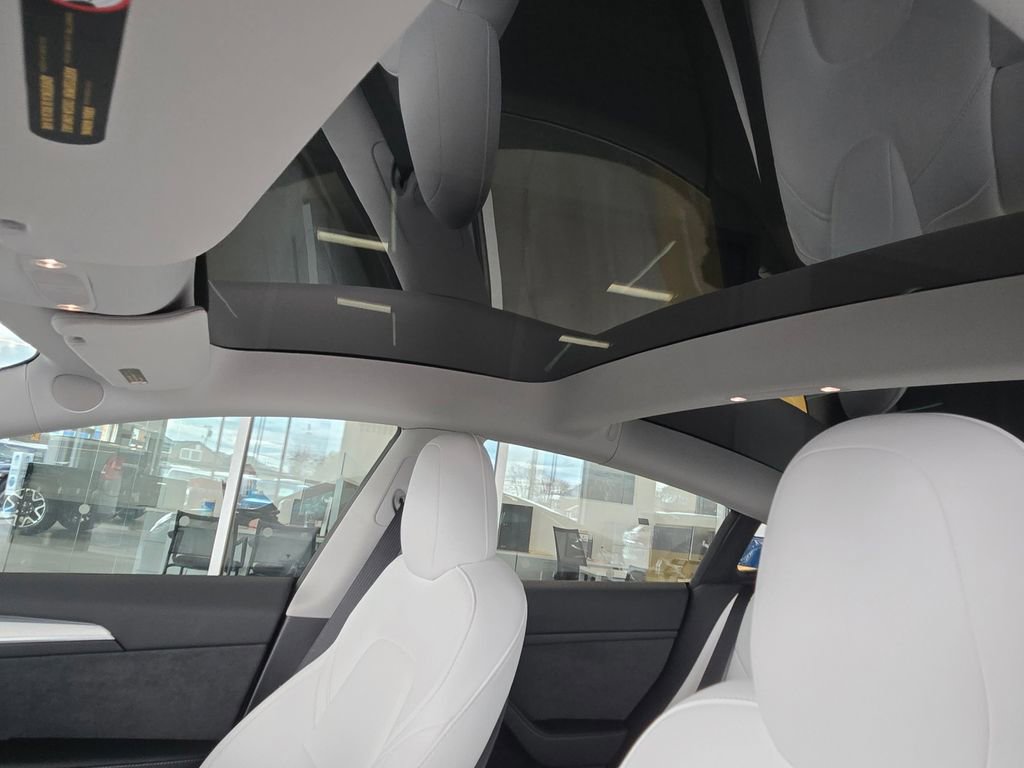 Used 2022 Tesla Model 3 Long Range image 25